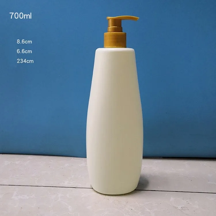 Upgrade Your Haircare Routine with Our Empty Shampoo Bottles